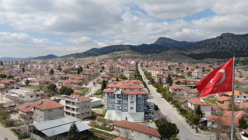 Denizli Çardak’tan Çanakkale’ye Lezzet Yolculuğu: Masırlık Izgara Köfte ve Çorbanın Adresi