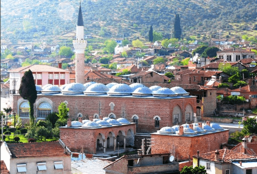 Bayındır’dan Çanakkale’ye Uzanan Lezzet Yolculuğu: Masırlık Izgara Köfte Çorba’da Eşsiz Tat Deneyimi